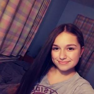 Meet your Posher, Ella